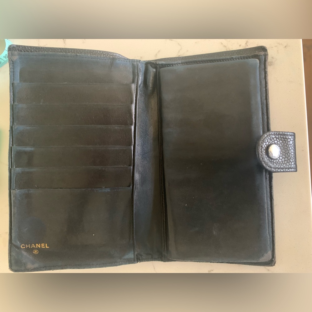 CHANEL Black Textured Wallet - Picture 3 of 7